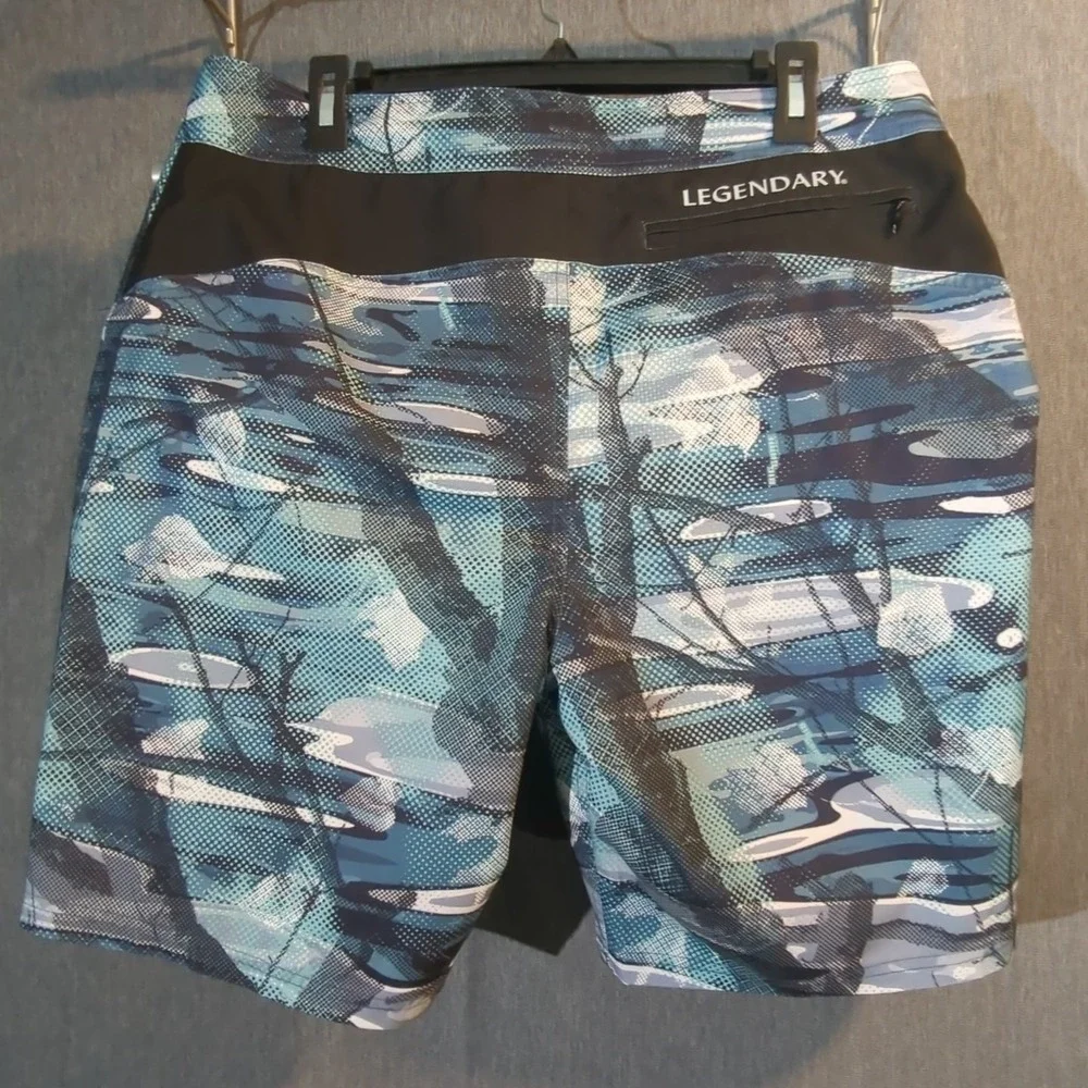 Legendary AnglersMed Blue Gray Camo Men's‎ Fishing Big Game Boating Swim Shorts